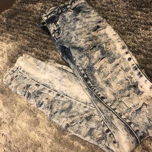 🌸Forever 21 Skinny Jeans